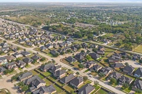 $275,000 | 3014 Cambridge Falls Drive, Fresno, TX 77545