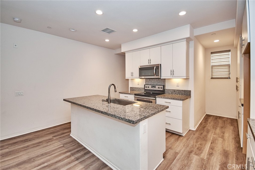 5931 Spring Street Buena Park, CA 90621 - Photo 4 of 35