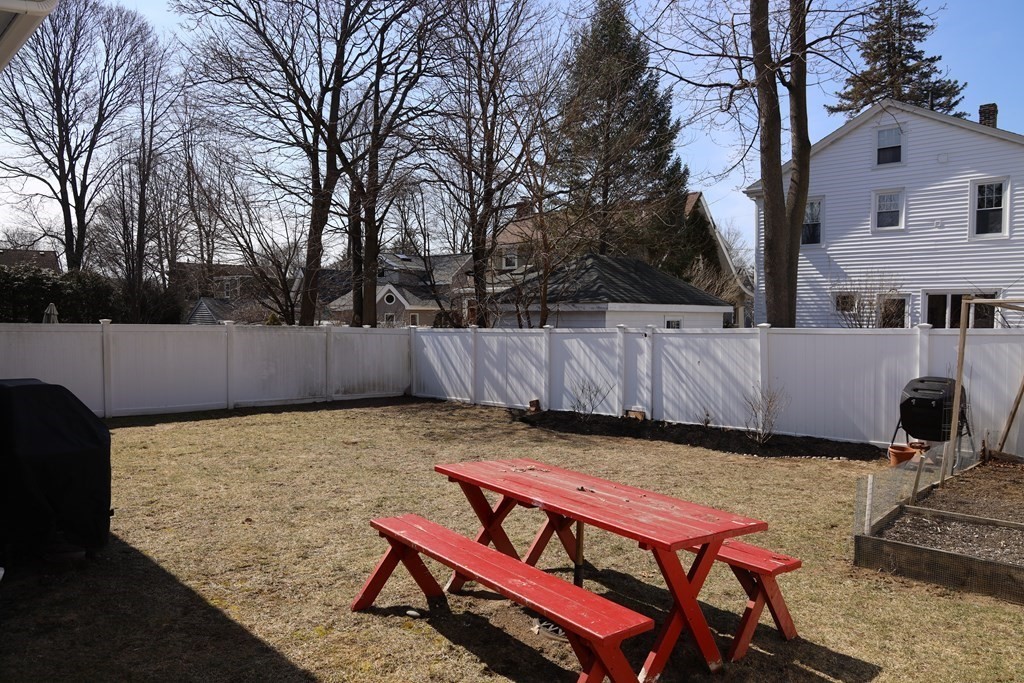 26 Barbara Road Waltham, MA 02453 - Photo 3 of 40 Gallery Image 3