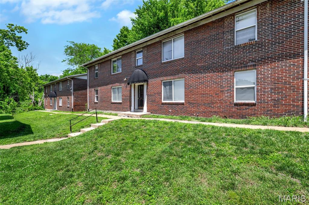 249 Chambers Road Riverview, MO 63137 - Photo 32 of 45