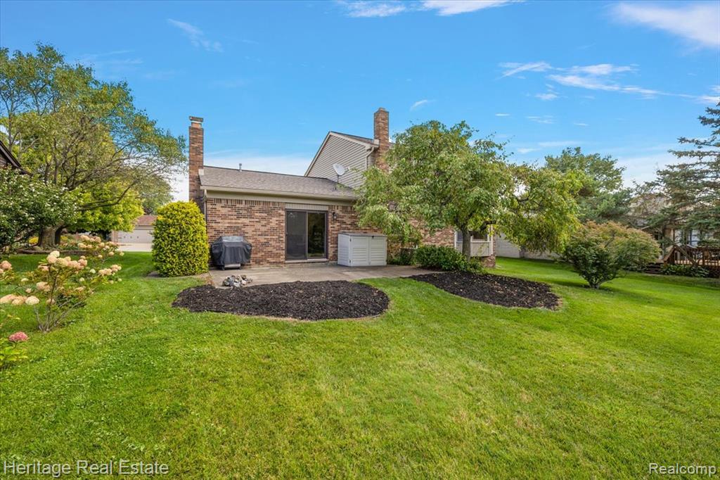 393 Coldiron Drive Rochester Hills, MI 48307 - Photo 35 of 51