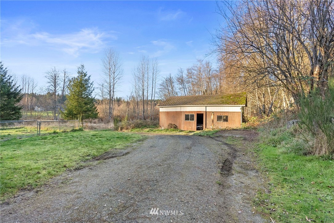2071 Southeast Holman Road Port Orchard, WA 98367 - Photo 12 of 16 Gallery Image 12