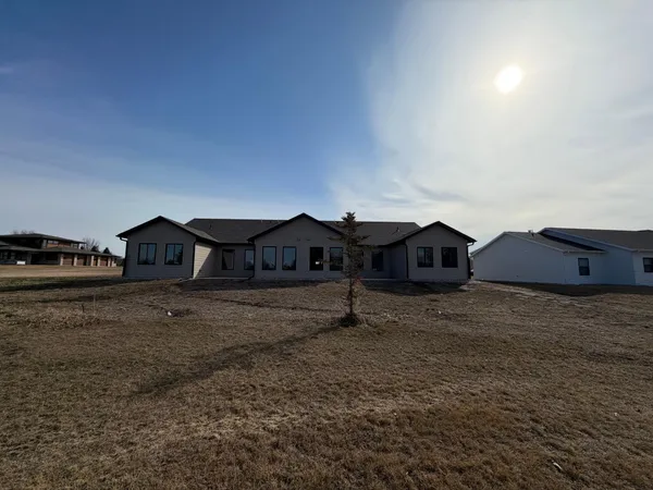 $439,900 | 117 Altavista Drive, Detroit Lakes, MN 56501