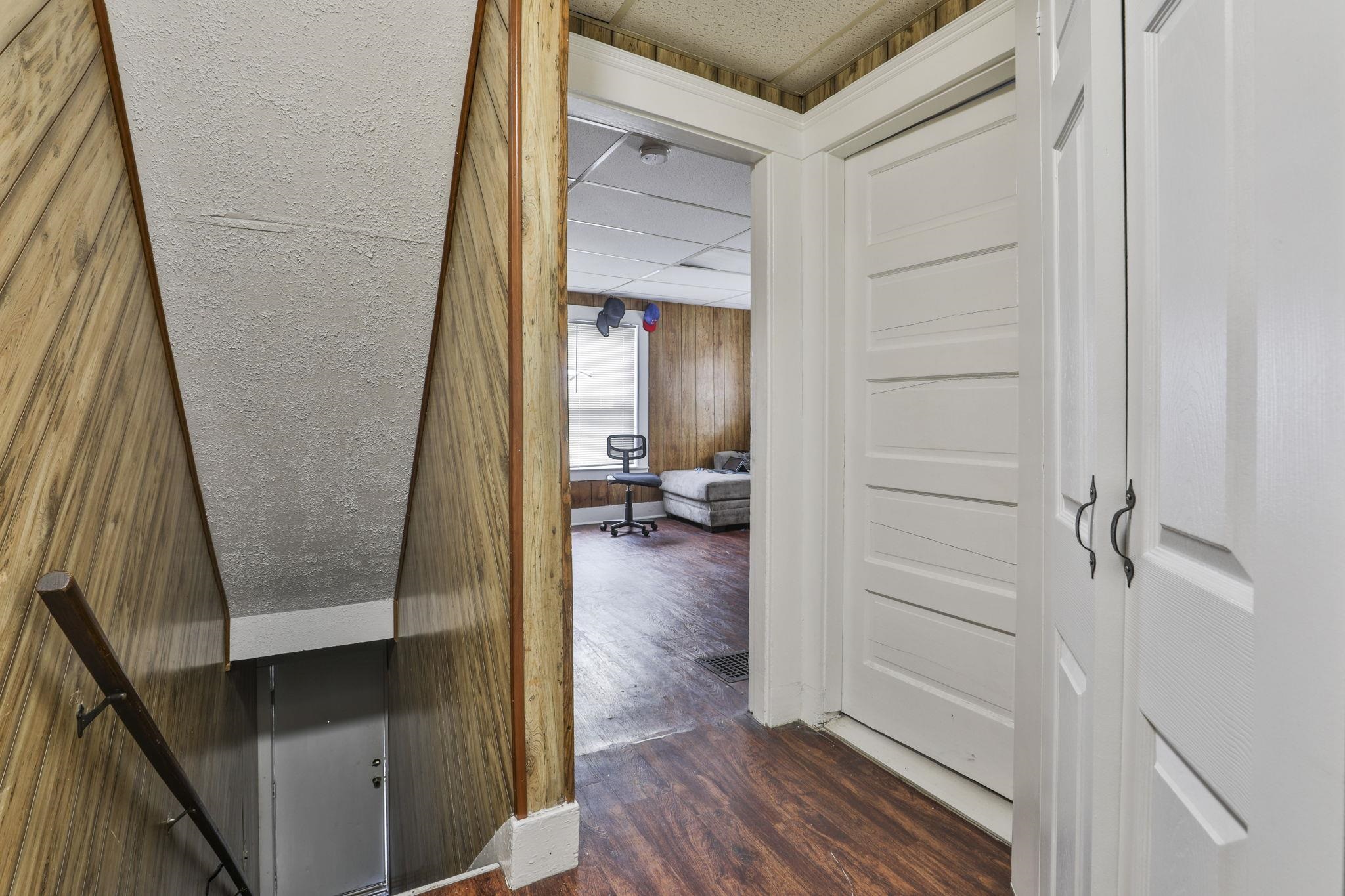 89 Walnut Street Nashua, NH 03060 - Photo 15 of 30