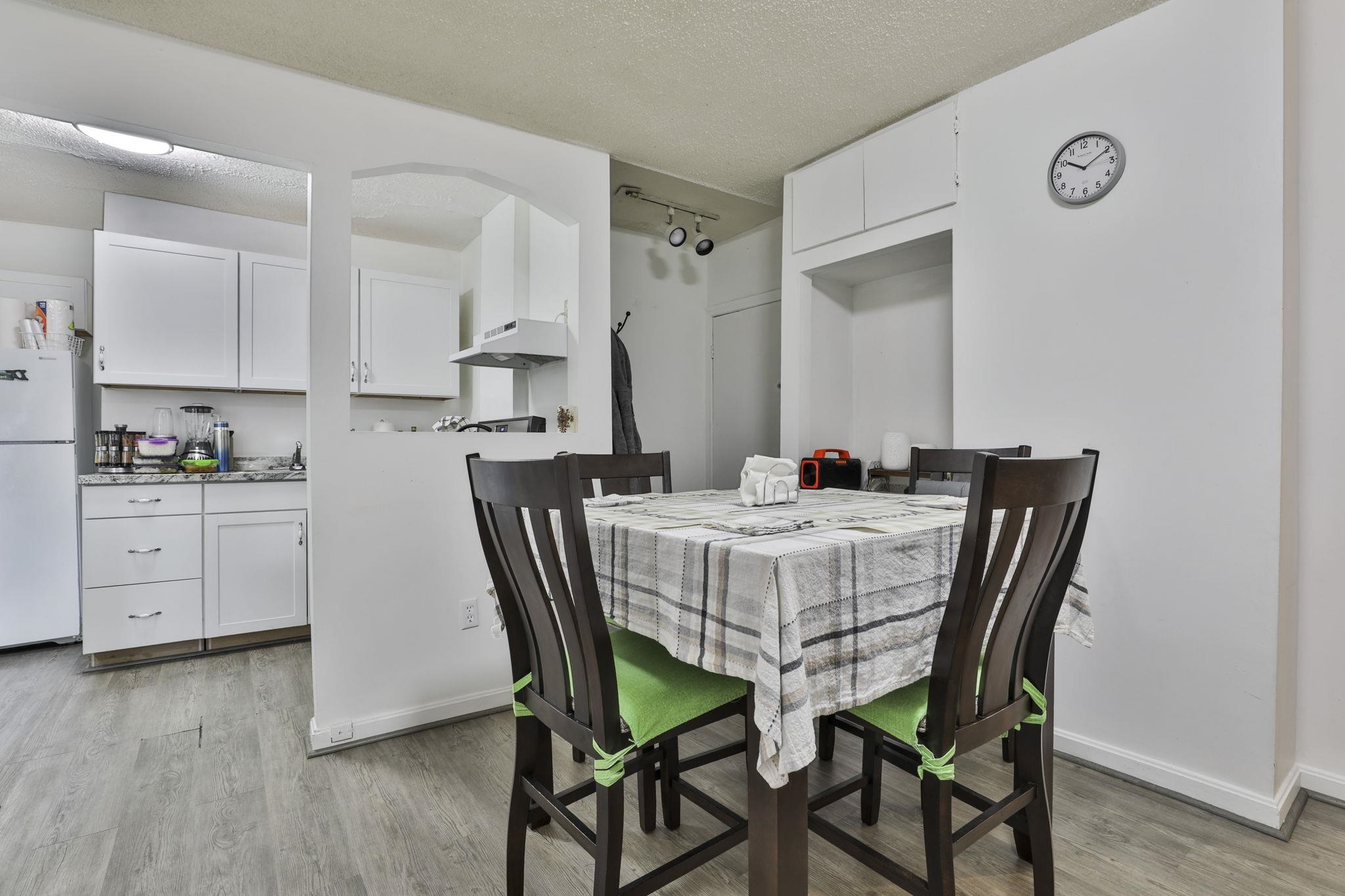 89 Walnut Street Nashua, NH 03060 - Photo 5 of 30