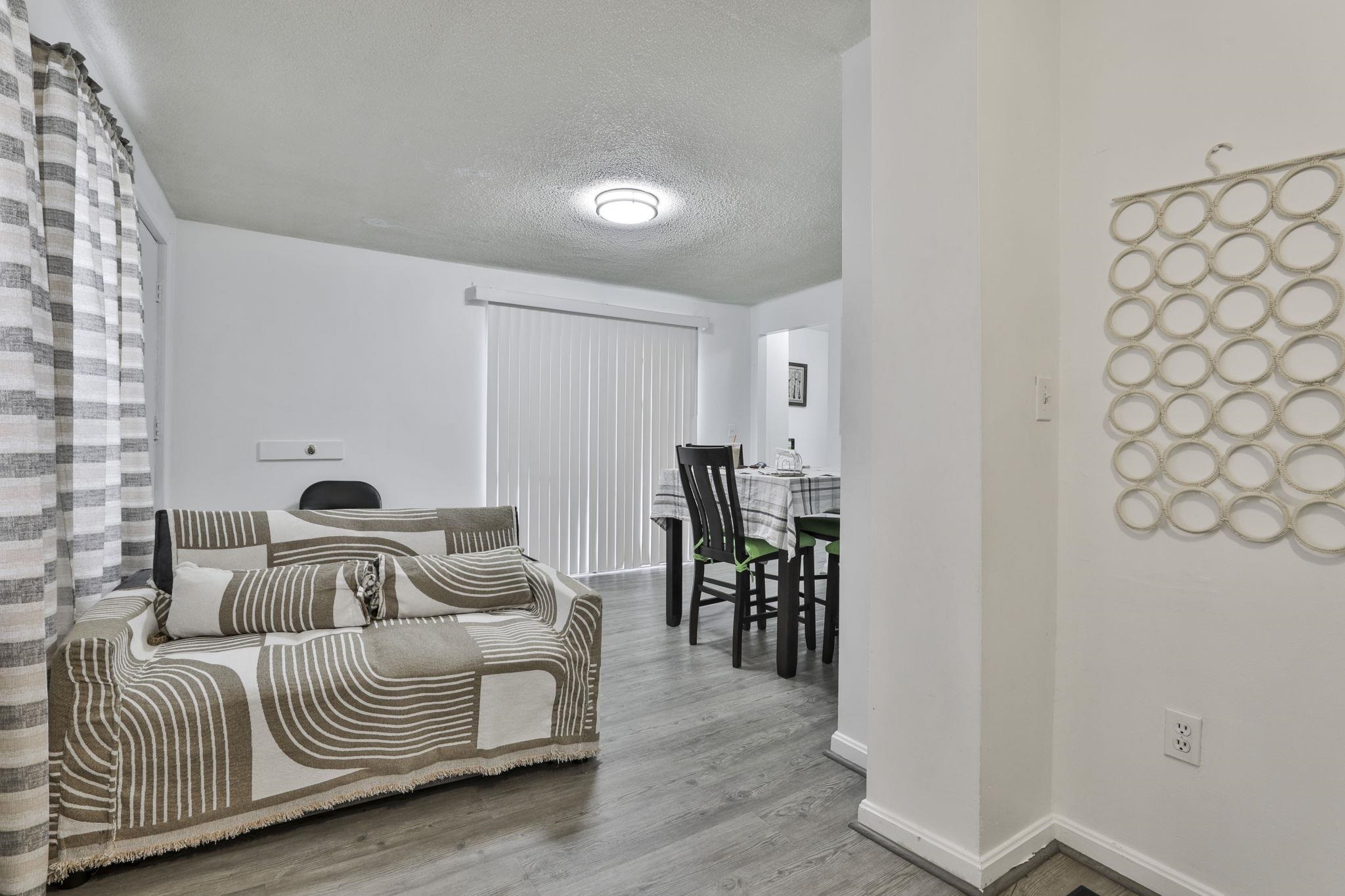 89 Walnut Street Nashua, NH 03060 - Photo 9 of 30