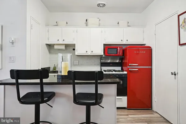 $2,250 | 1300 Massachusetts Avenue Northwest, Unit 503, Washington, DC 20005