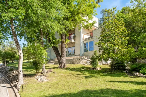 $1,250,000 | 5932 Highland Hills Drive, Austin, TX 78731