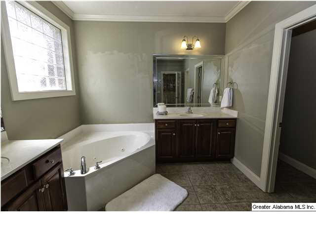 920 Haddington Dale Pelham, AL 35124 - Photo 17 of 32