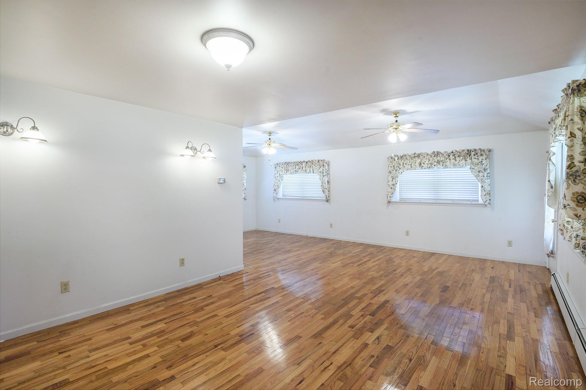 2087 Roland Avenue Flint, MI 48532 - Photo 2 of 22 Dining Room and Living Room off Front Door