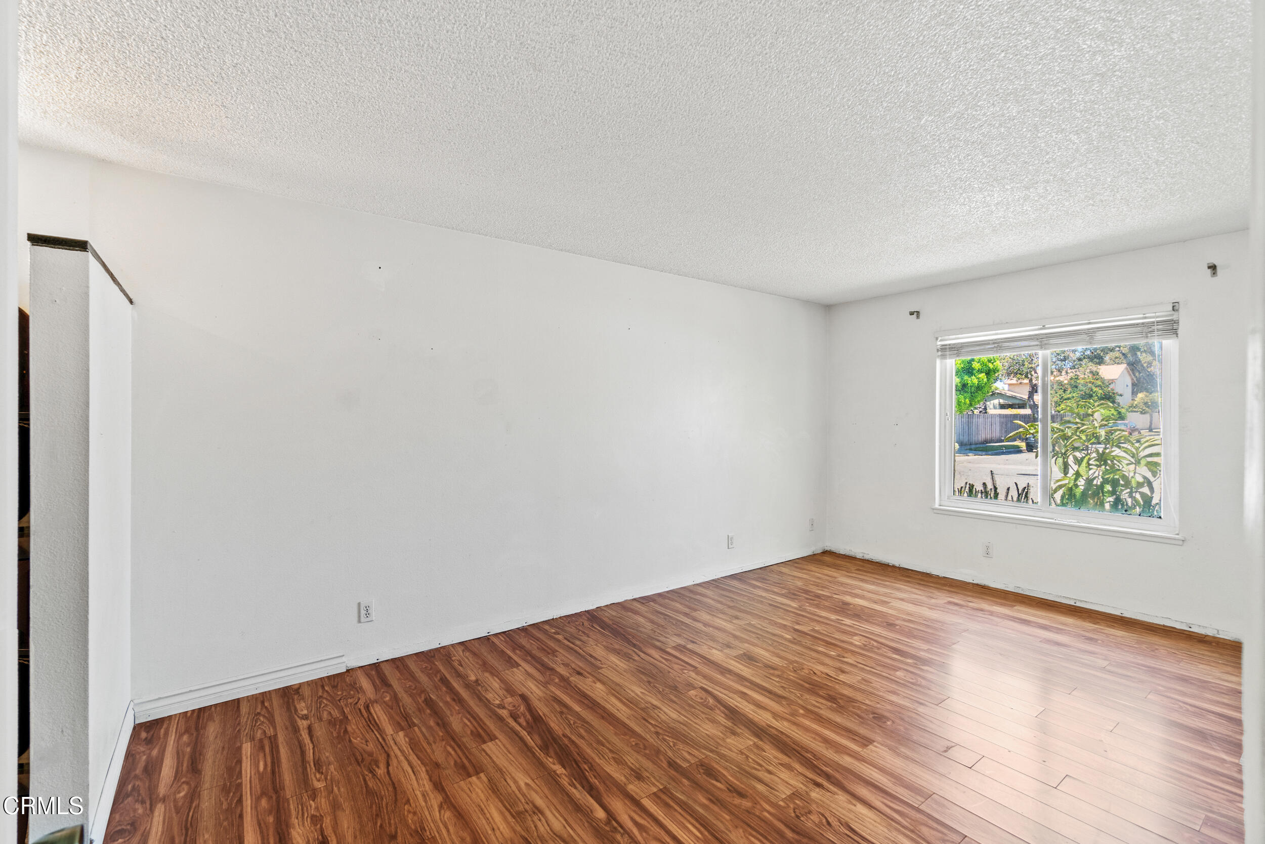 3330 Ketch Avenue Oxnard, CA 93035 - Photo 20 of 45 an empty room with a window