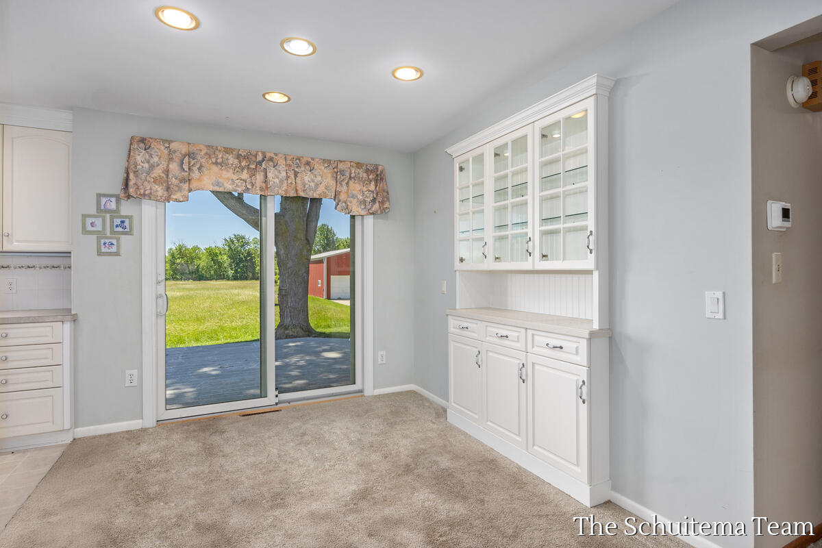 4526 Bauer Road Hudsonville, MI 49426 - Photo 11 of 46 4526-Bauer_007