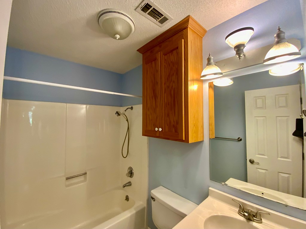 404 Springdale Drive Enterprise, AL 36330 - Photo 12 of 27