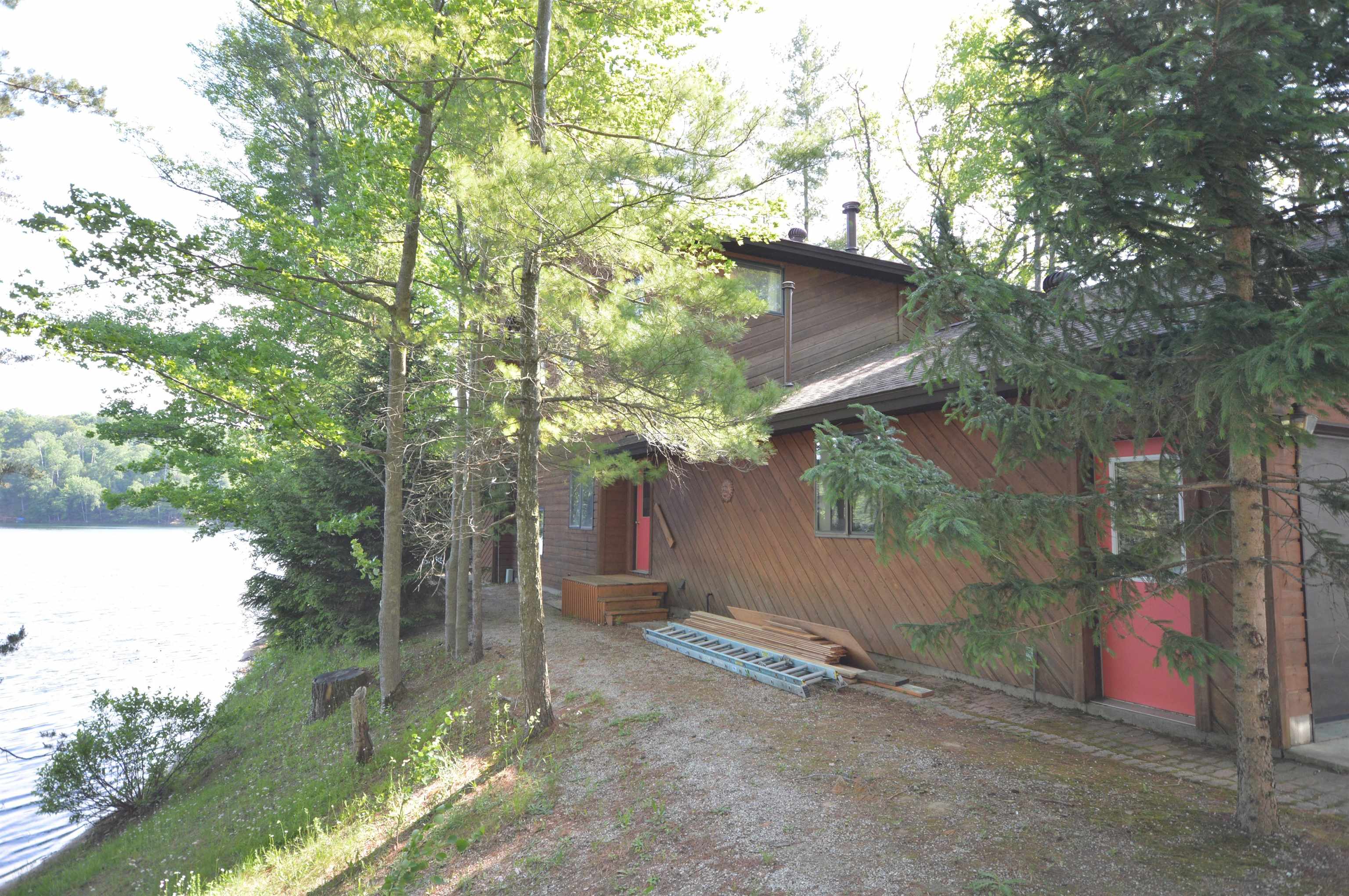 2704 Chandler Road Traverse City, MI 49696 - Photo 10 of 44 1902037-9.JPG