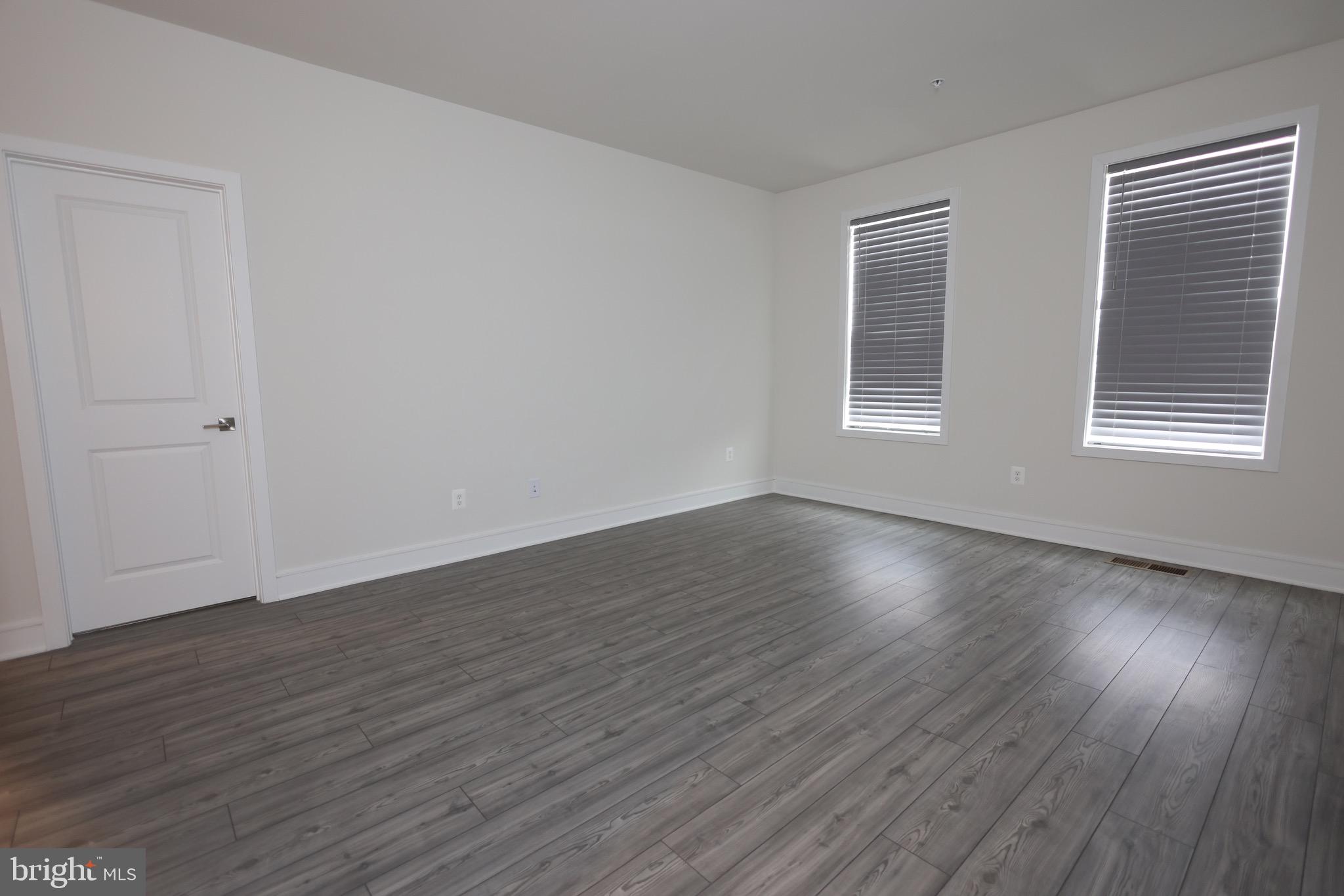 43218 Farringdon Square Ashburn, VA 20148 - Photo 35 of 52