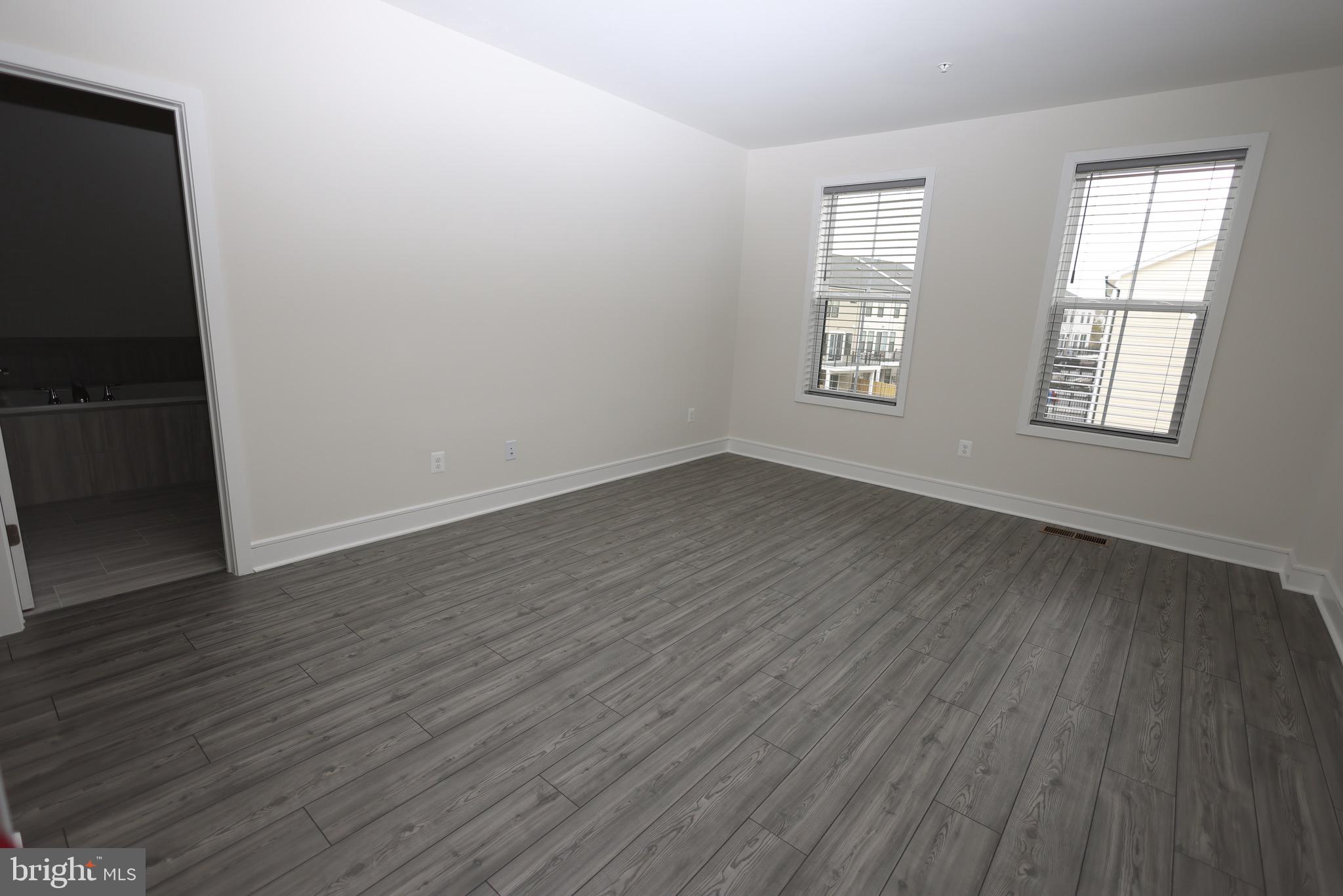 43218 Farringdon Square Ashburn, VA 20148 - Photo 39 of 52