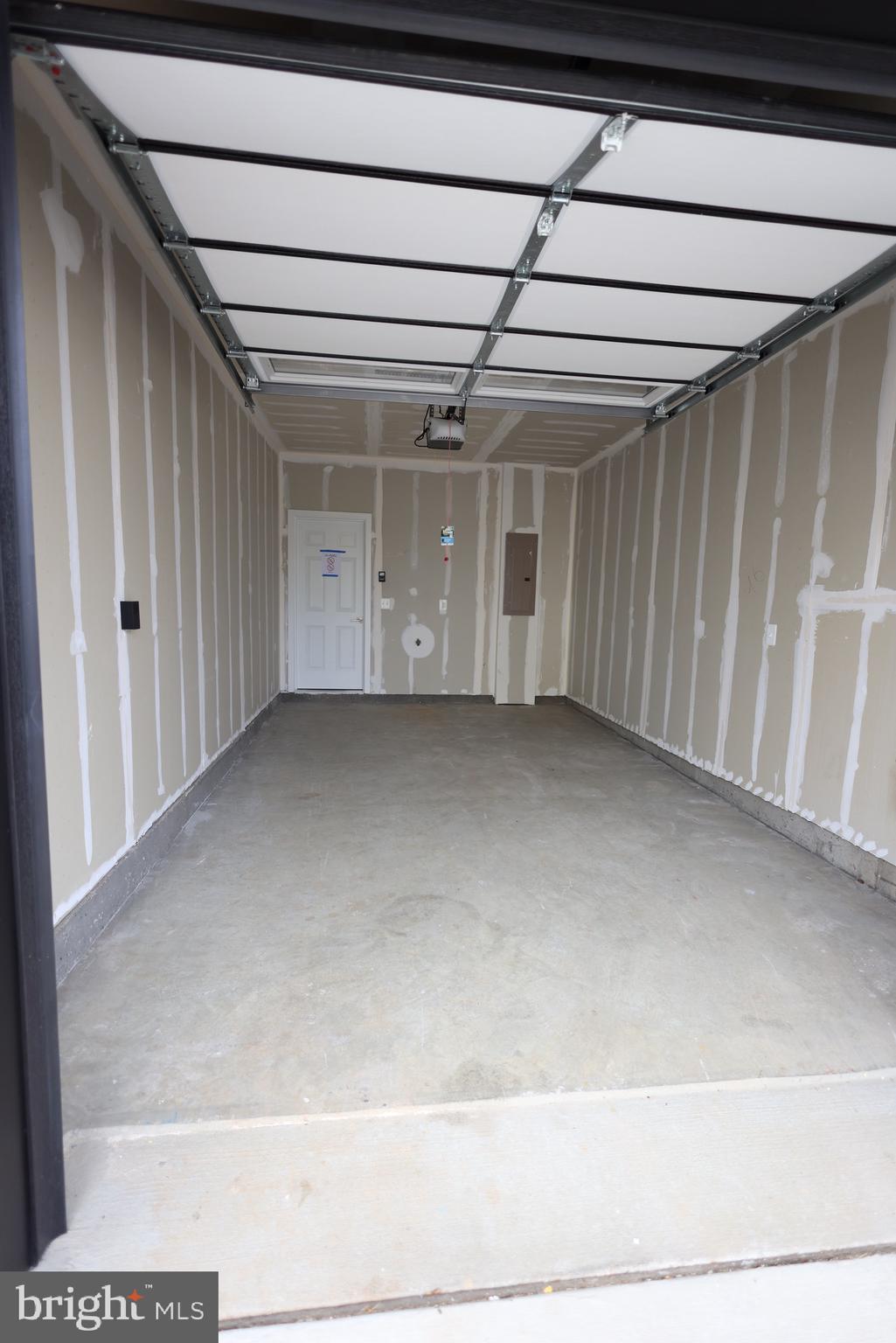 43218 Farringdon Square Ashburn, VA 20148 - Photo 6 of 52