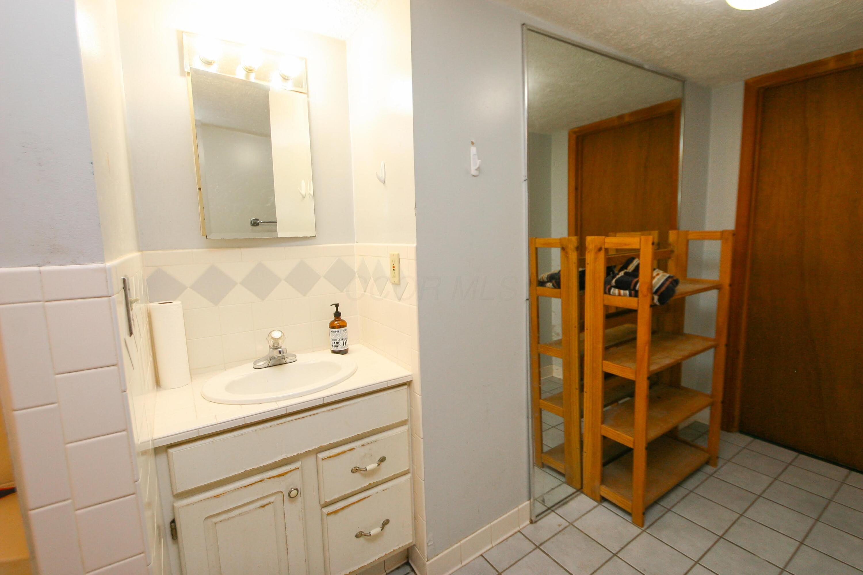1810 Lehner Road Columbus, OH 43224 - Photo 15 of 25 basement bath off of the 4th bedroom