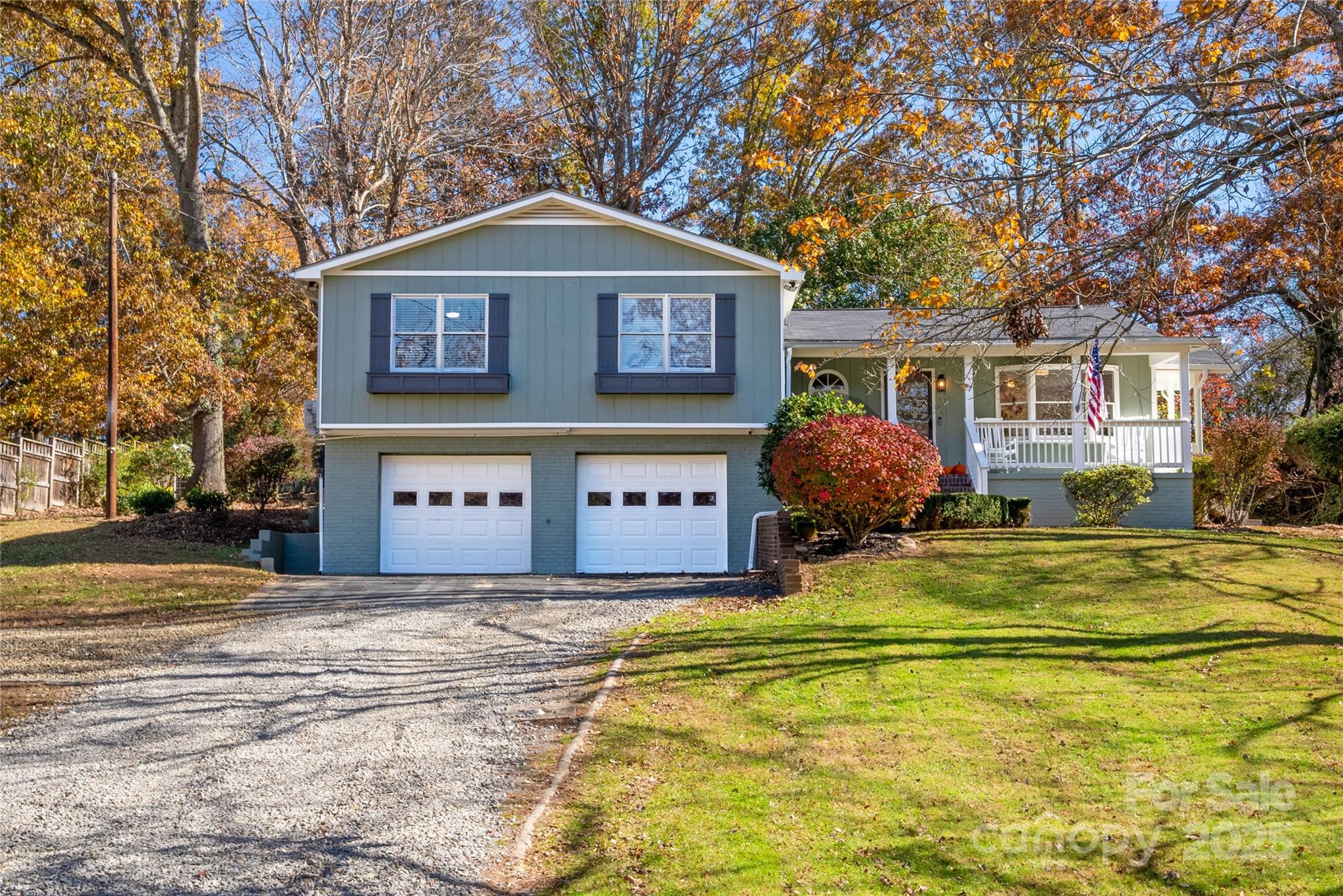 77 Dillingham Road Asheville, NC 28805 - Photo 1 of 39 Gallery Image 1