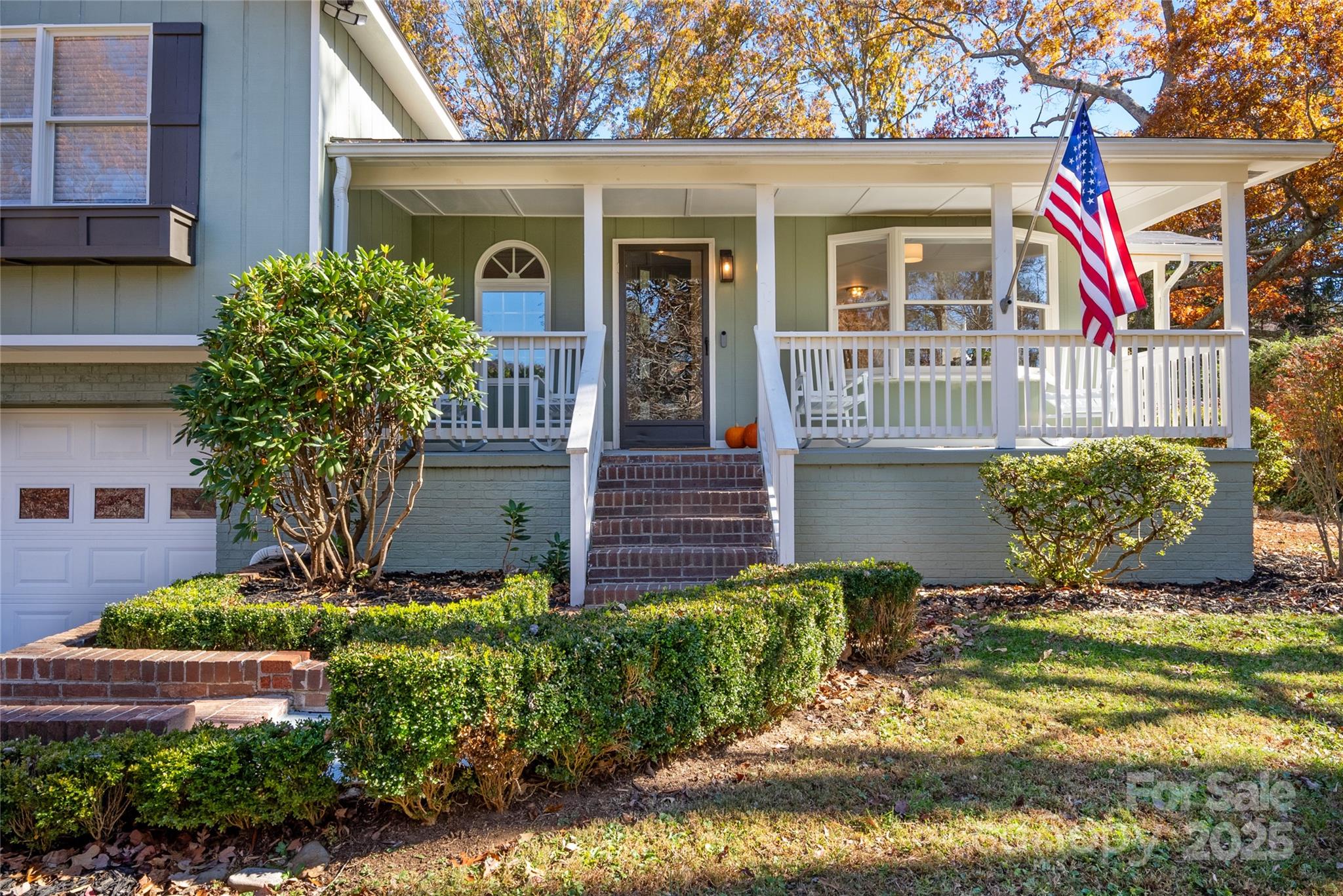 77 Dillingham Road Asheville, NC 28805 - Photo 3 of 39 Gallery Image 3