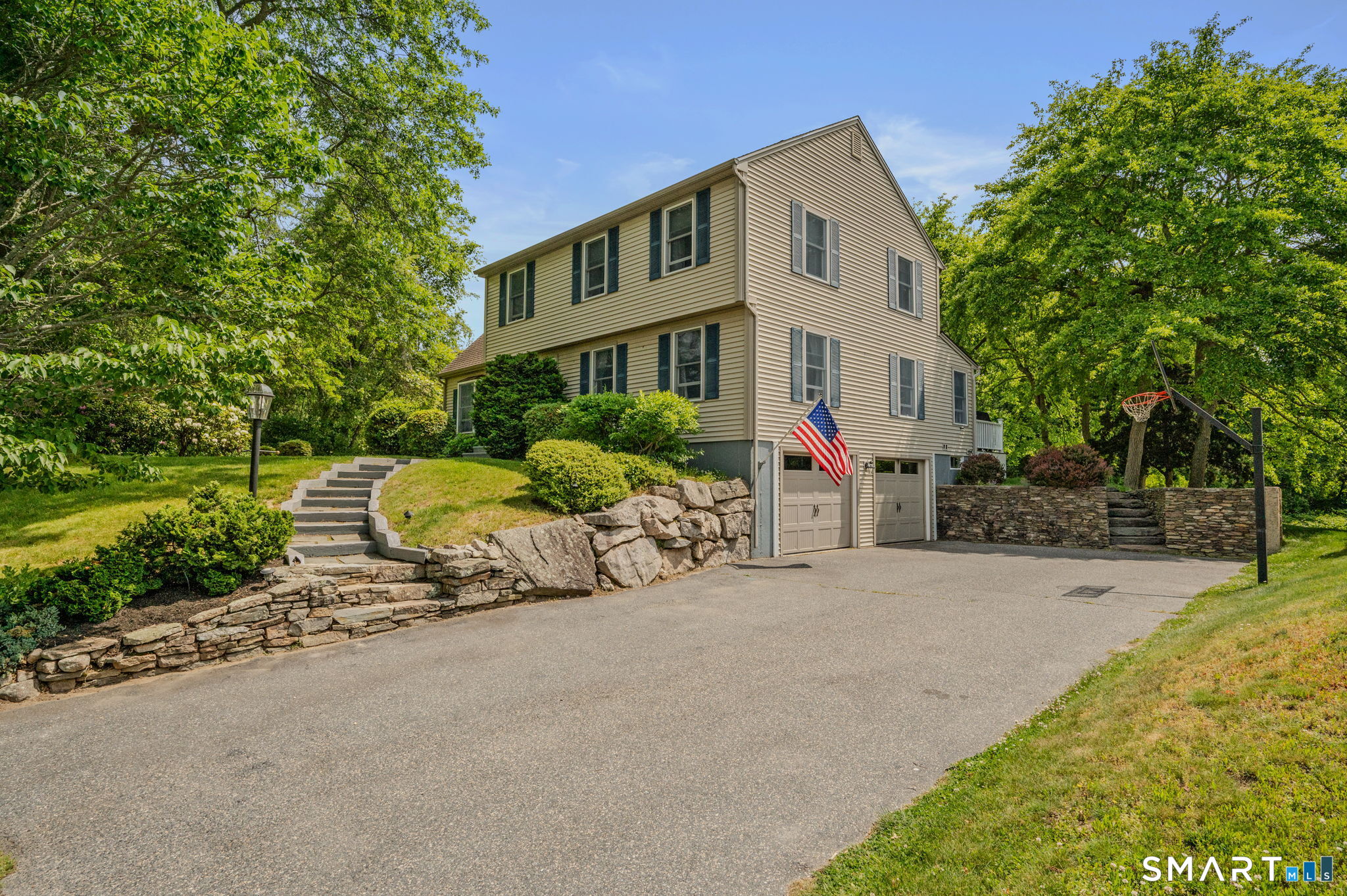 66 Clipper Court Groton, CT 06355 - Photo 1 of 40