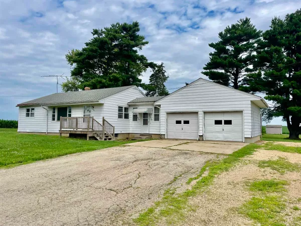 $125,000 | 308 West Logan Street, Forreston, IL 61030