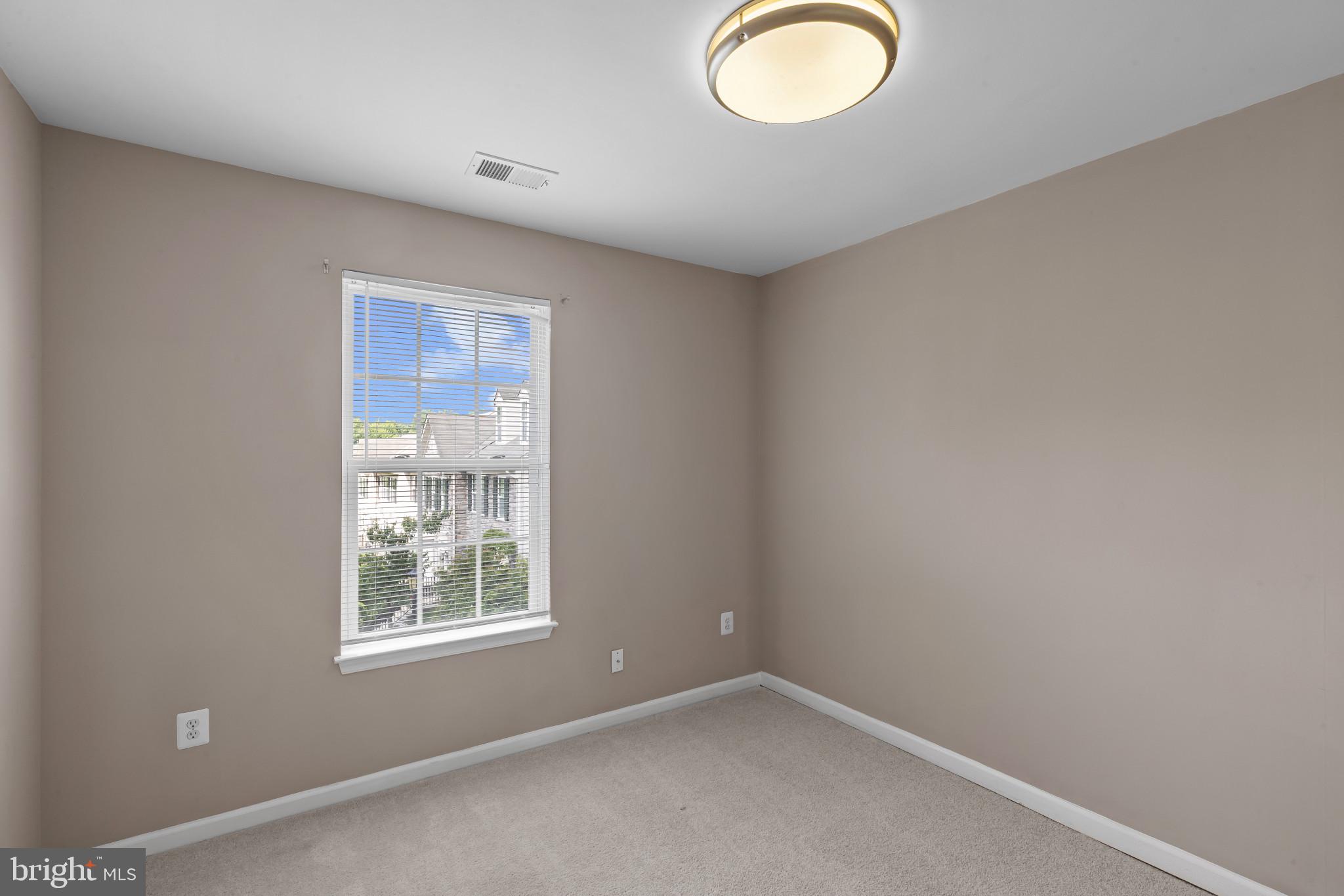 6884 Tasker Falls, Unit 107 Elkridge, MD 21075 - Photo 18 of 41