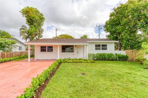 $499,900 | 7401 Raleigh Street, Hollywood, FL 33024