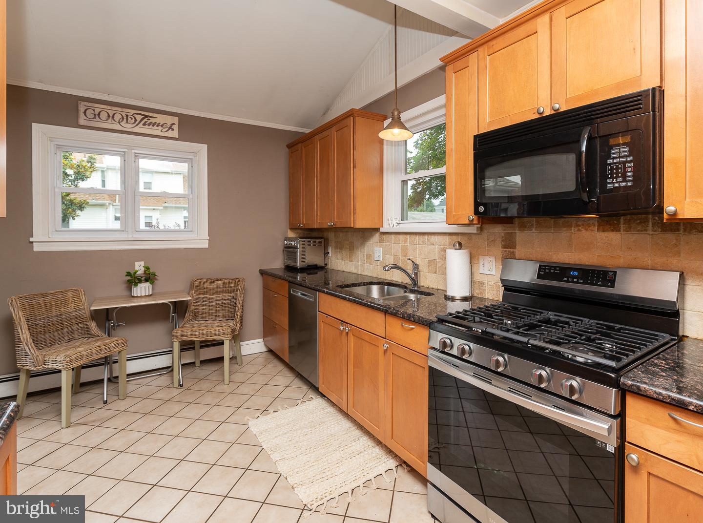 106 South Manoa Road Havertown, PA 19083 - Photo 12 of 40