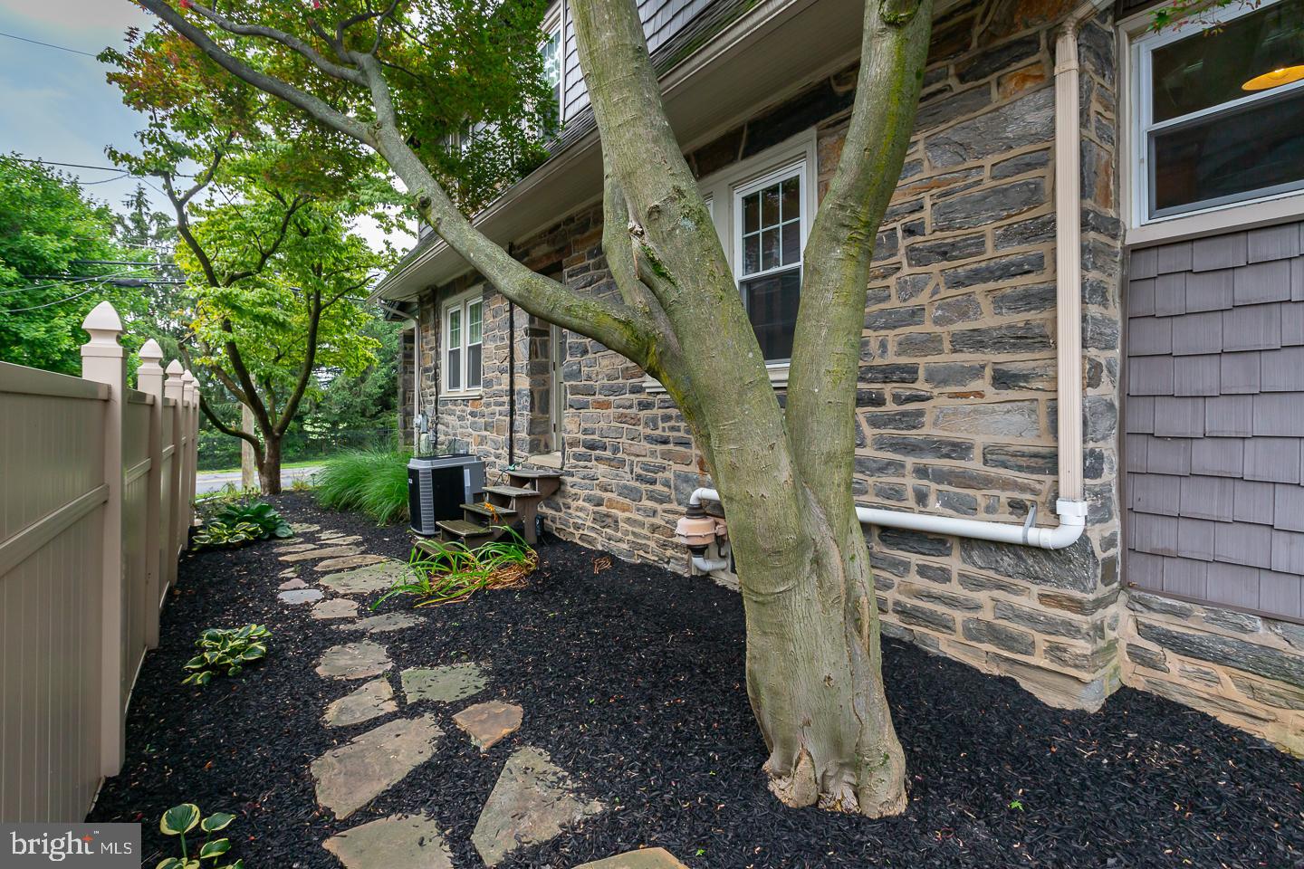 106 South Manoa Road Havertown, PA 19083 - Photo 33 of 40