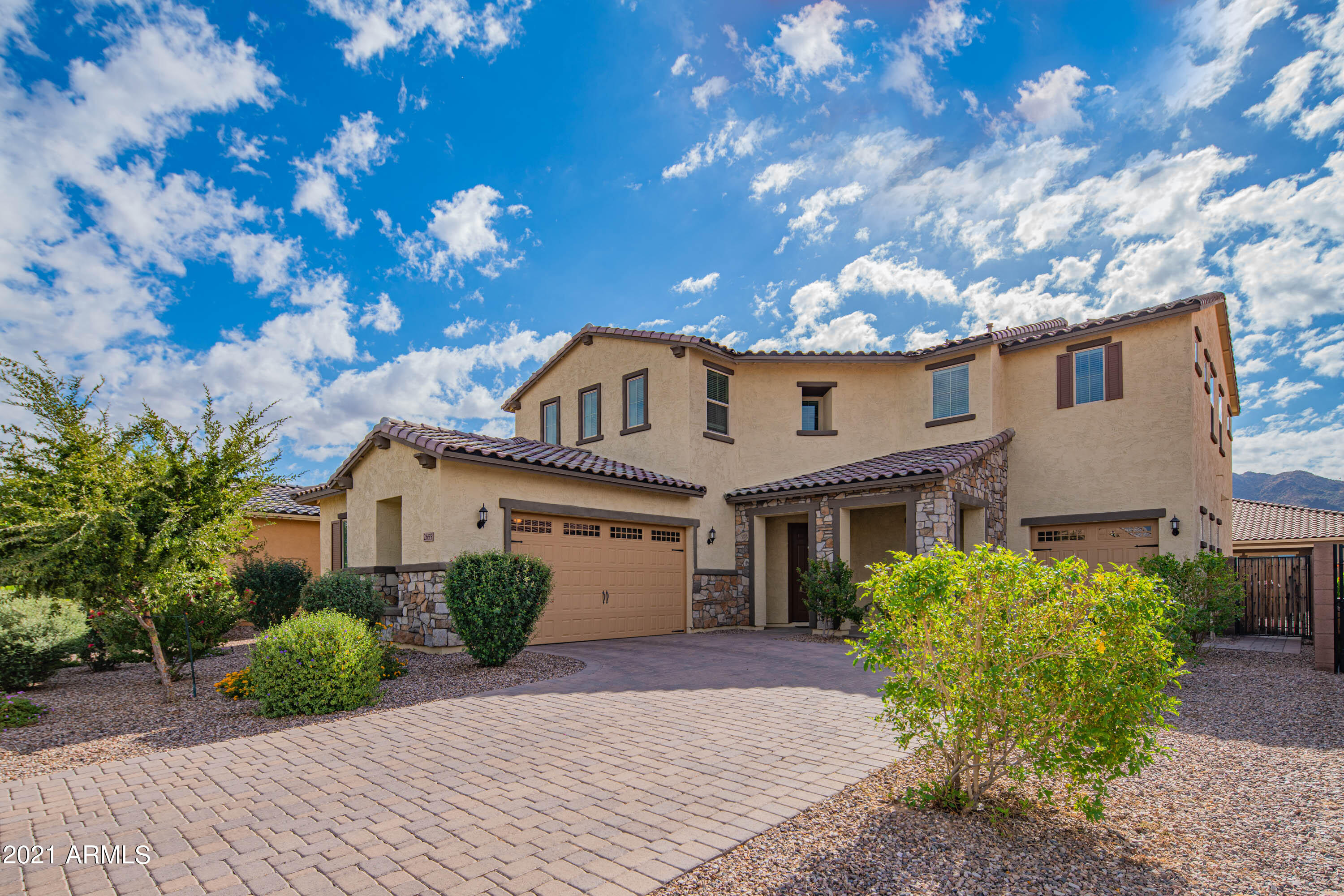 2655 East Stacey Road Gilbert, AZ 85298 - Photo 1 of 70 Exterior with Stone & Paver Driveway