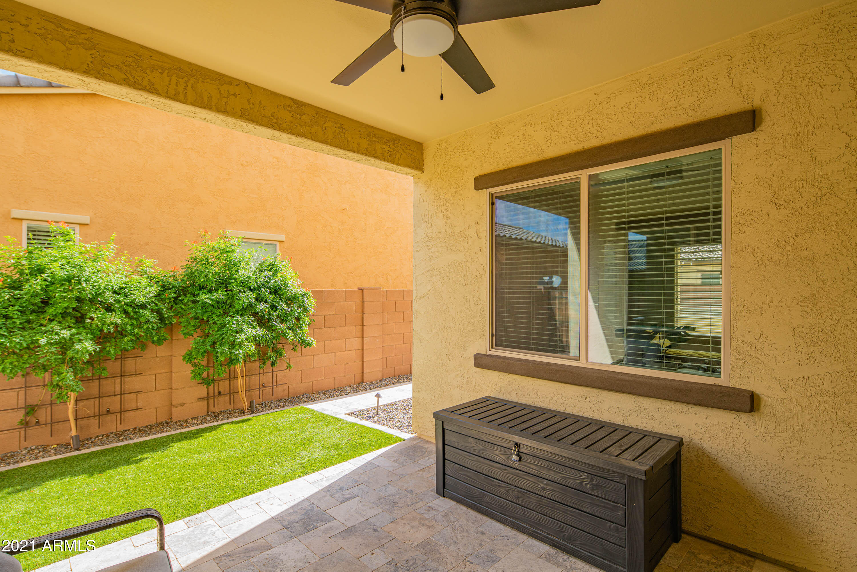 2655 East Stacey Road Gilbert, AZ 85298 - Photo 23 of 70 Courtyard with Dog Safe Synthetic Grass