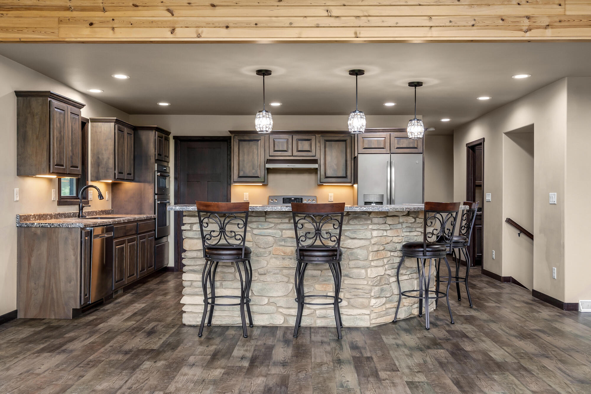 W25377 Park Road Trempealeau, WI 54661 - Photo 16 of 69 KITCHEN