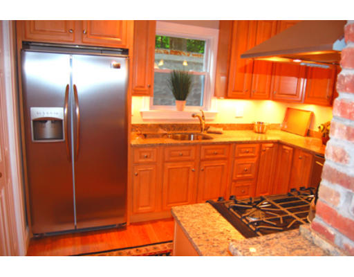 258 Upland Road, Unit 3 Cambridge, MA 02140 - Photo 6 of 11