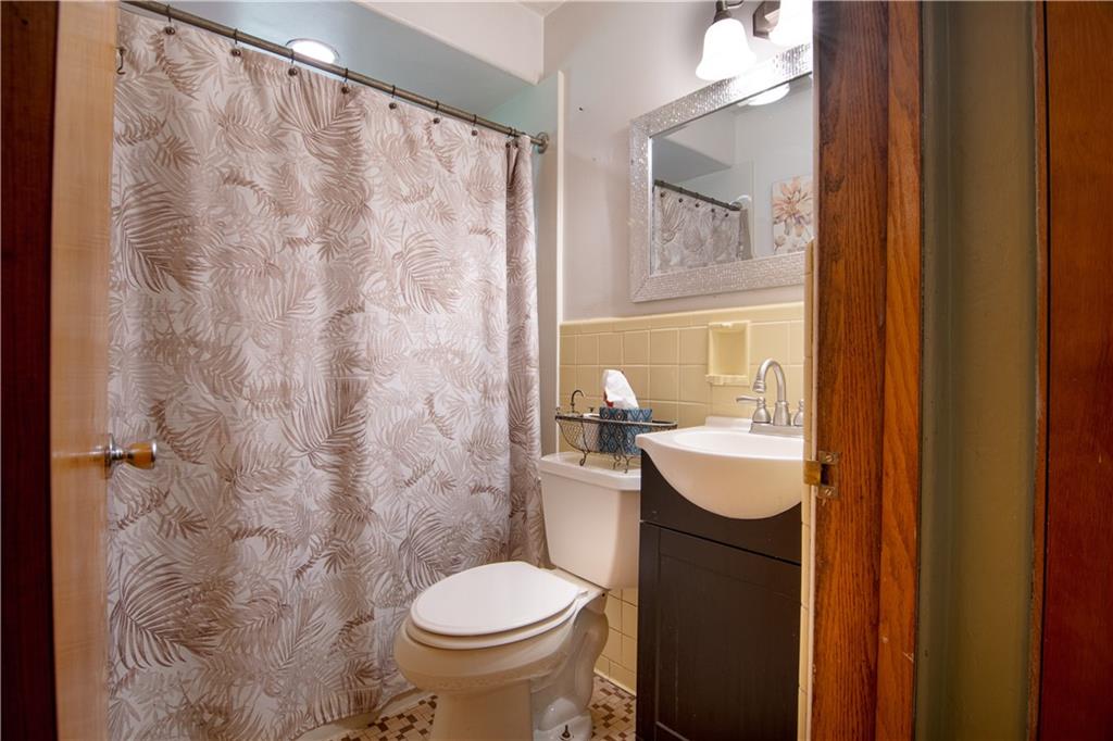 118 Oak Hills Manor Butler, PA 16002 - Photo 13 of 22