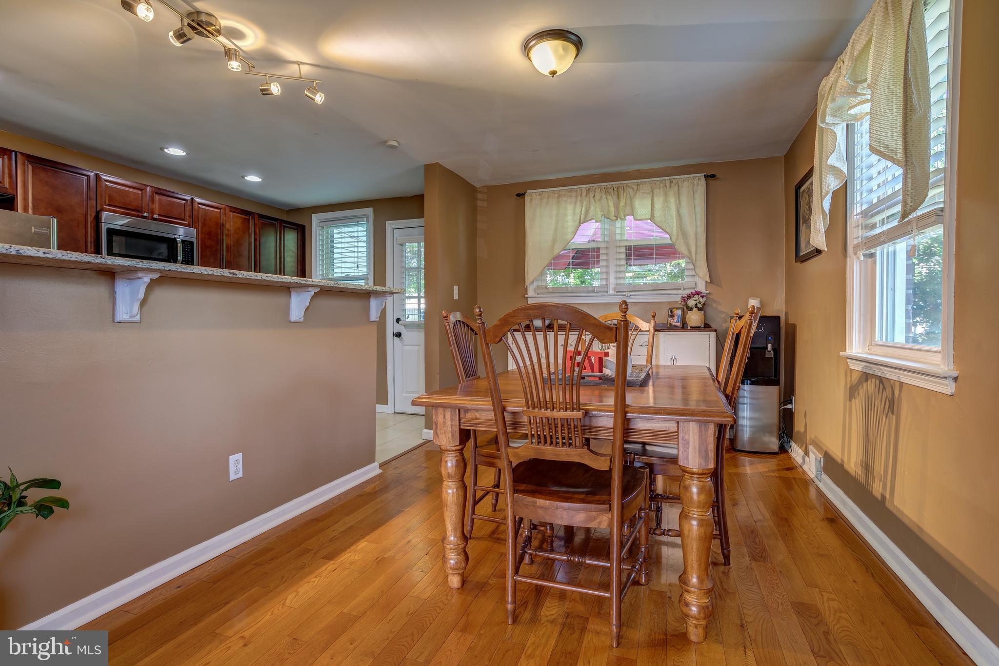 811 Colwell Road Swarthmore, PA 19081 - Photo 9 of 38