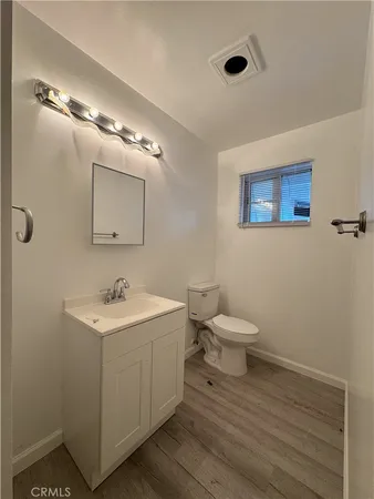 $3,995 | 19351 Strathern Street, Reseda, CA 91335