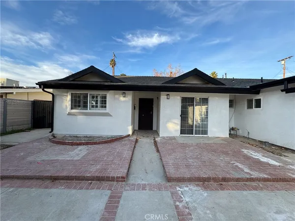 $3,995 | 19351 Strathern Street, Reseda, CA 91335