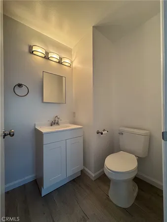 $3,995 | 19351 Strathern Street, Reseda, CA 91335