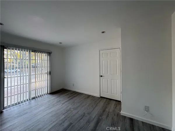 $3,995 | 19351 Strathern Street, Reseda, CA 91335