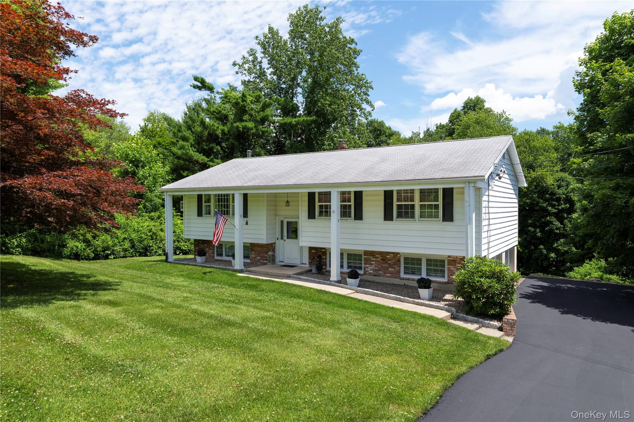 30 Ridgeview Avenue Mahopac, NY 10541 - Photo 1 of 19