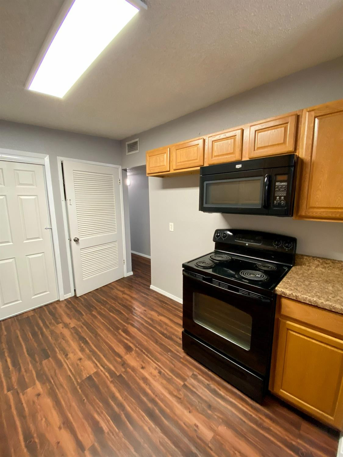 2704 68th Street Lubbock, TX 79413 - Photo 5 of 16 Photo 5