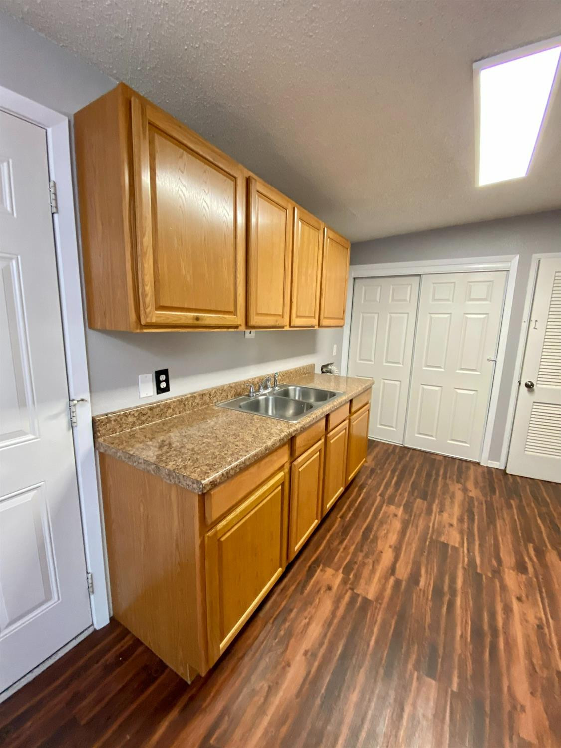 2704 68th Street Lubbock, TX 79413 - Photo 6 of 16 Photo 6