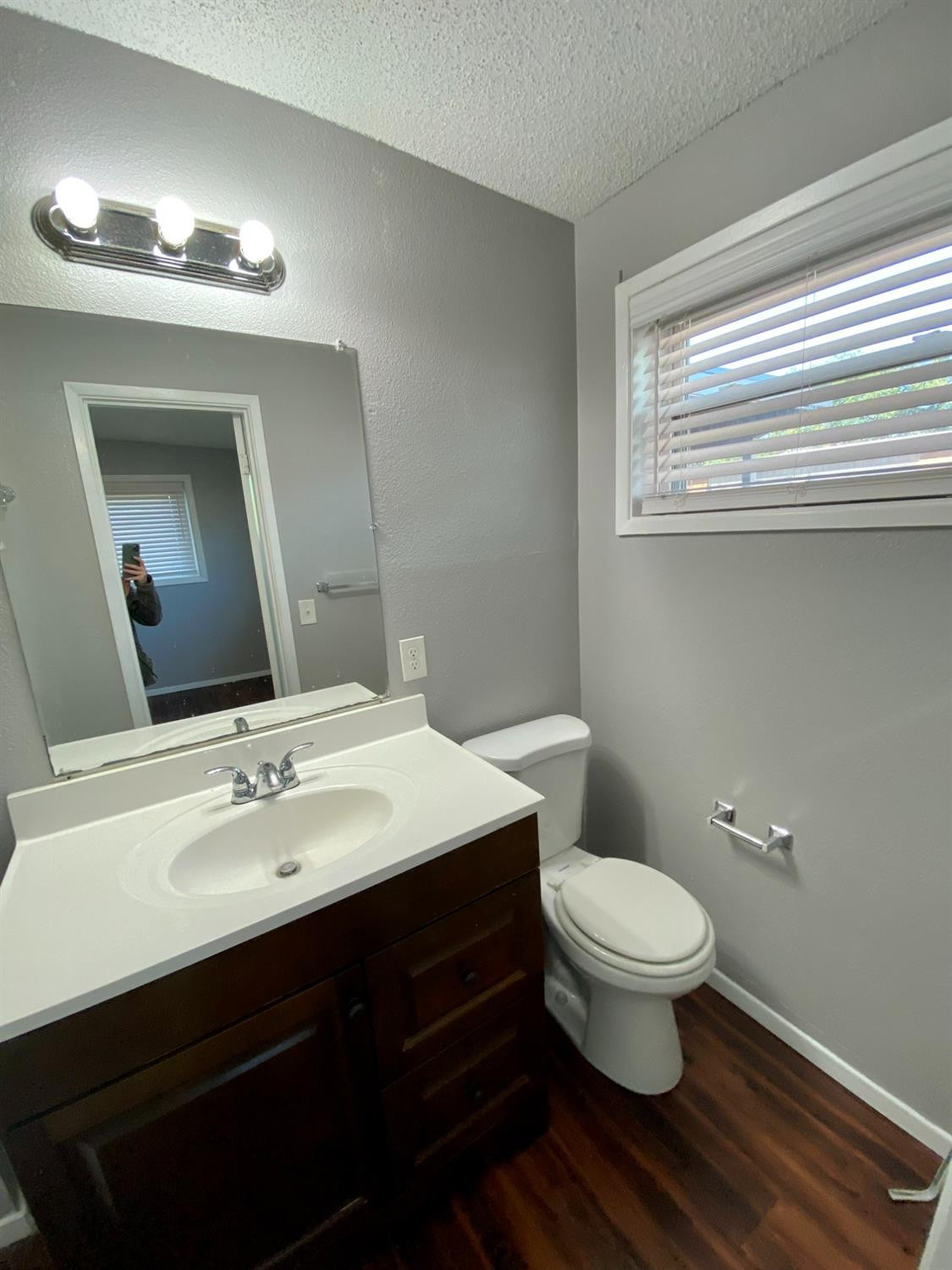 2704 68th Street Lubbock, TX 79413 - Photo 8 of 16 Photo 8