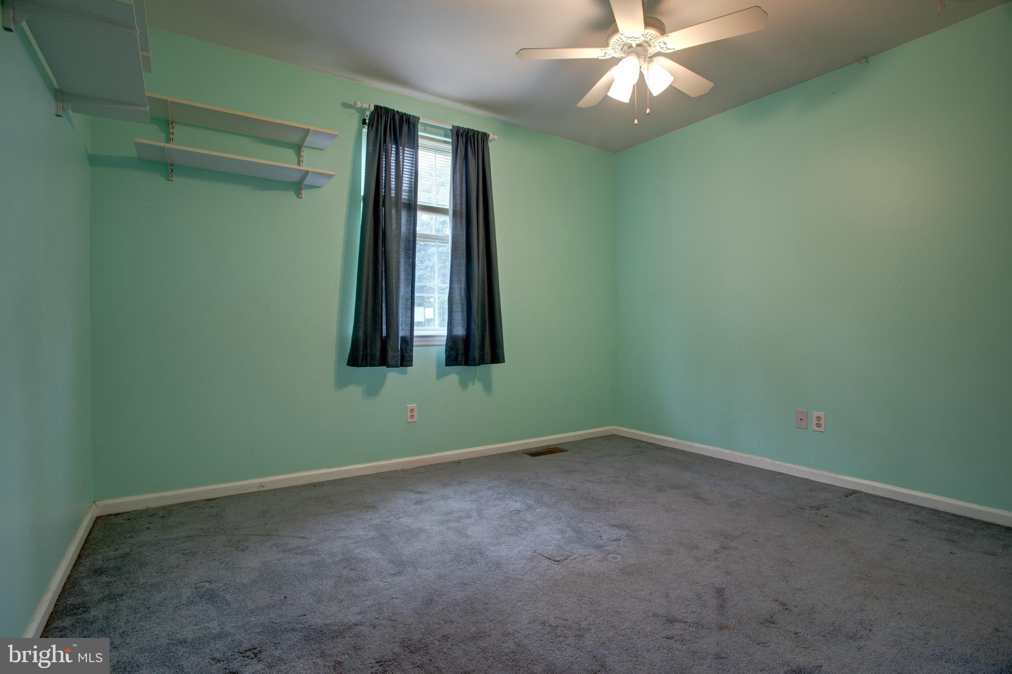 1704 Larkin Road Upper Chichester, PA 19061 - Photo 20 of 36 Gallery Image 20