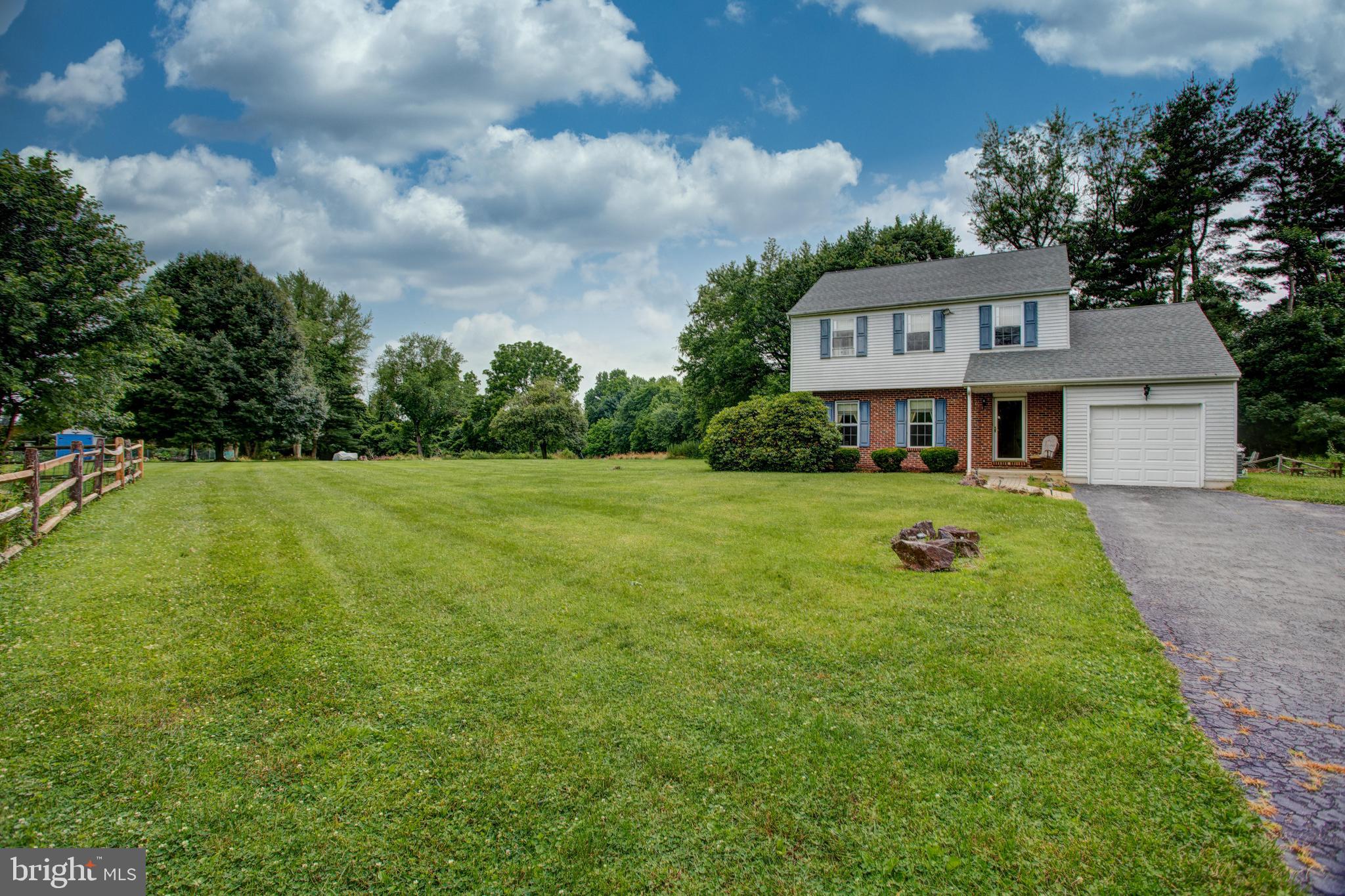 1704 Larkin Road Upper Chichester, PA 19061 - Photo 3 of 36 Gallery Image 3