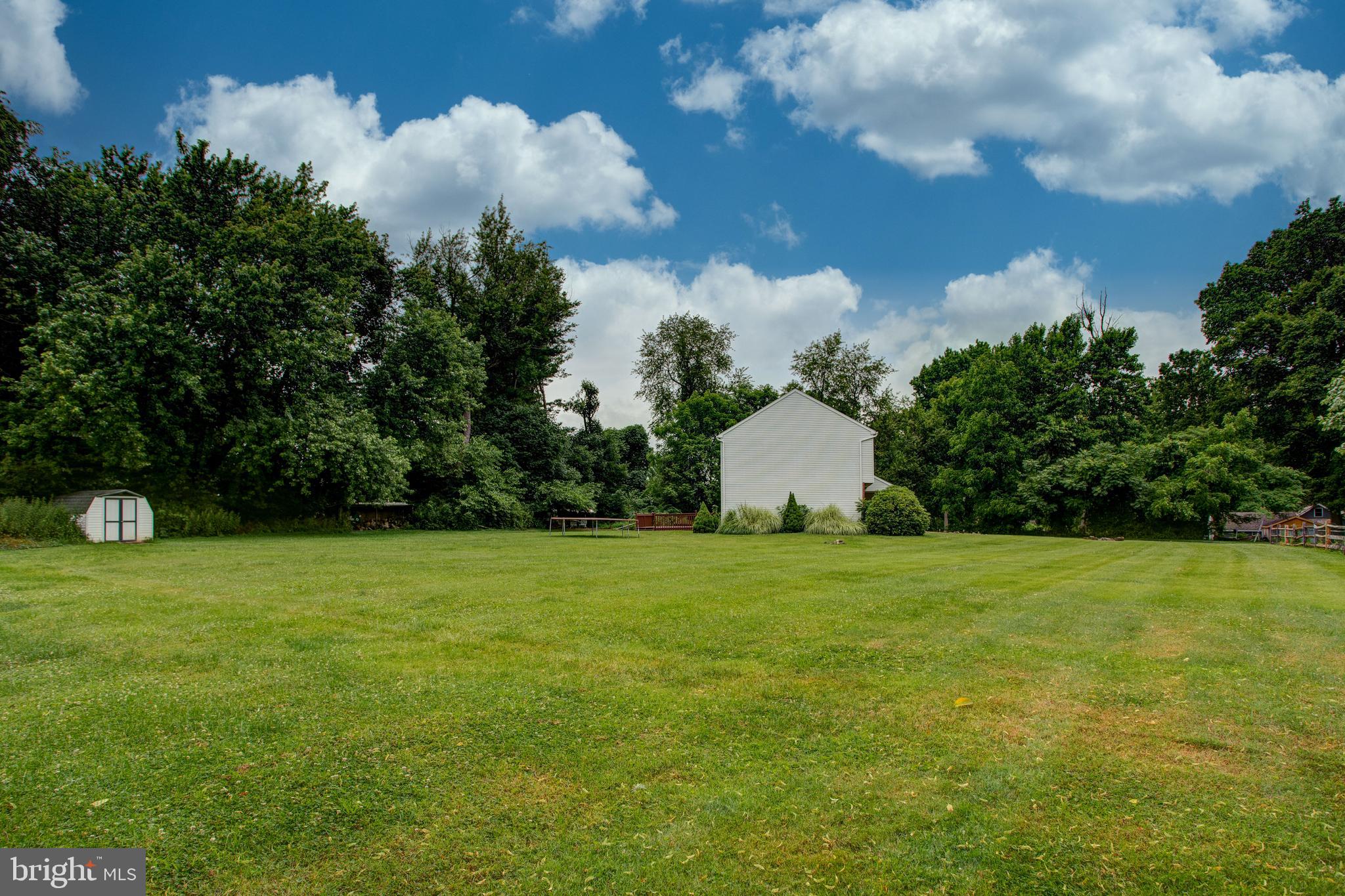 1704 Larkin Road Upper Chichester, PA 19061 - Photo 31 of 36 Gallery Image 31