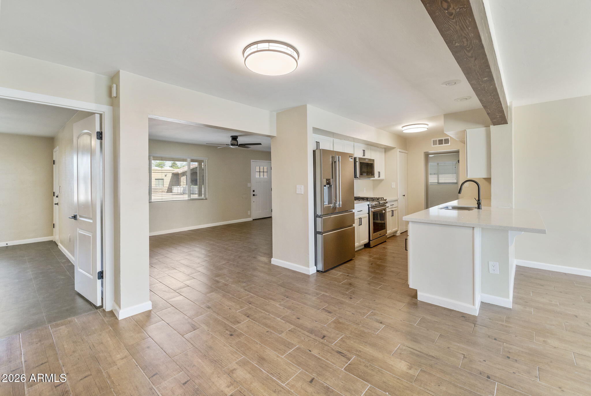 539 West 17th Street Tempe, AZ 85281 - Photo 2 of 32 Family to Kitchen/Living