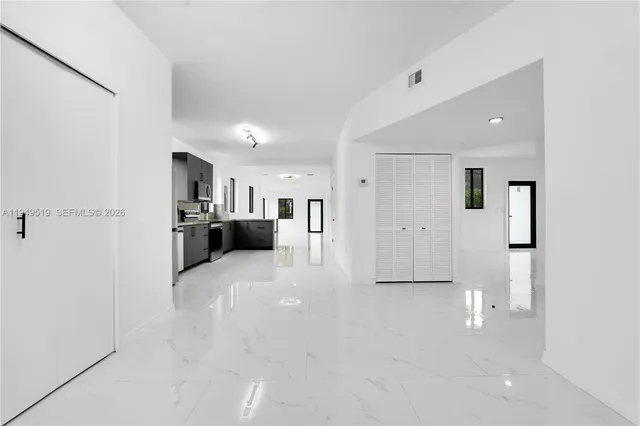 $1,199,000 | 972 Southwest 44th Avenue, Miami, FL 33134