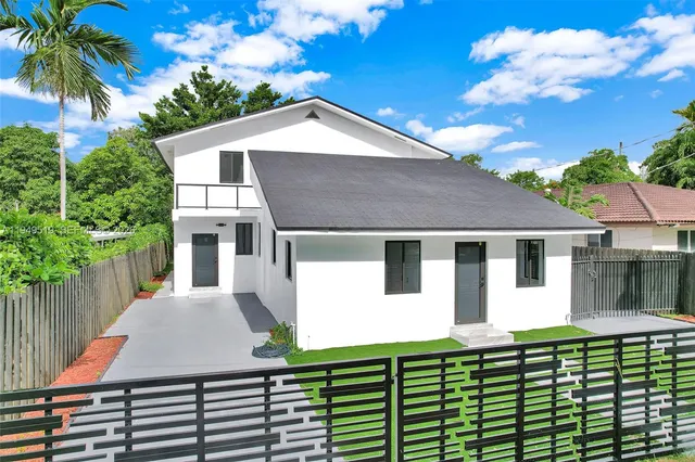 $1,199,000 | 972 Southwest 44th Avenue, Miami, FL 33134